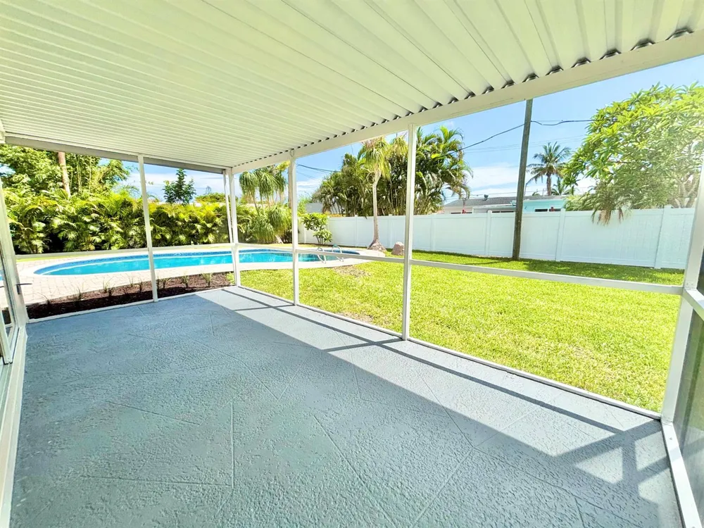 470 NE 45TH STREET Boca Raton, FL 33431