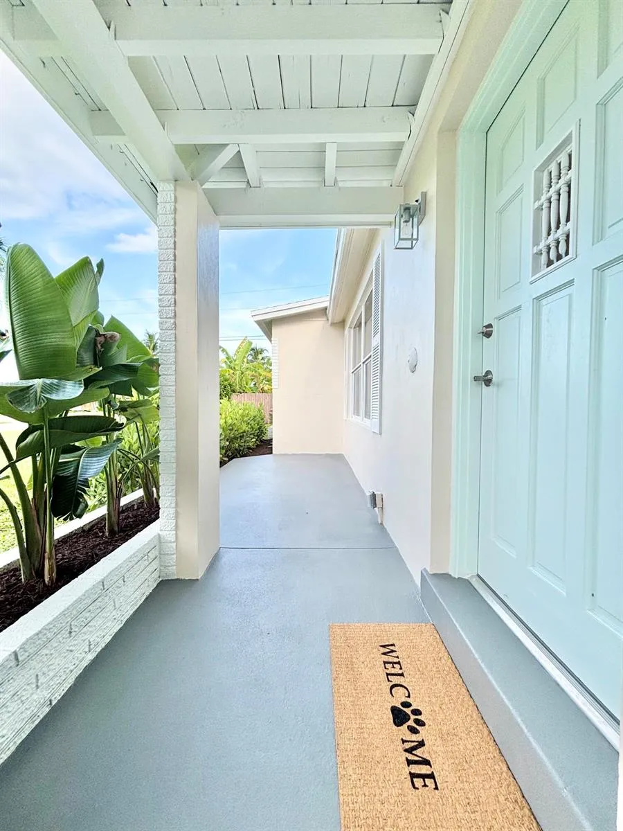 470 NE 45TH STREET Boca Raton, FL 33431