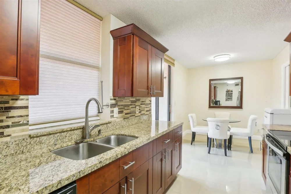 7153 PROMENADE DRIVE #202 Boca Raton, FL 33433