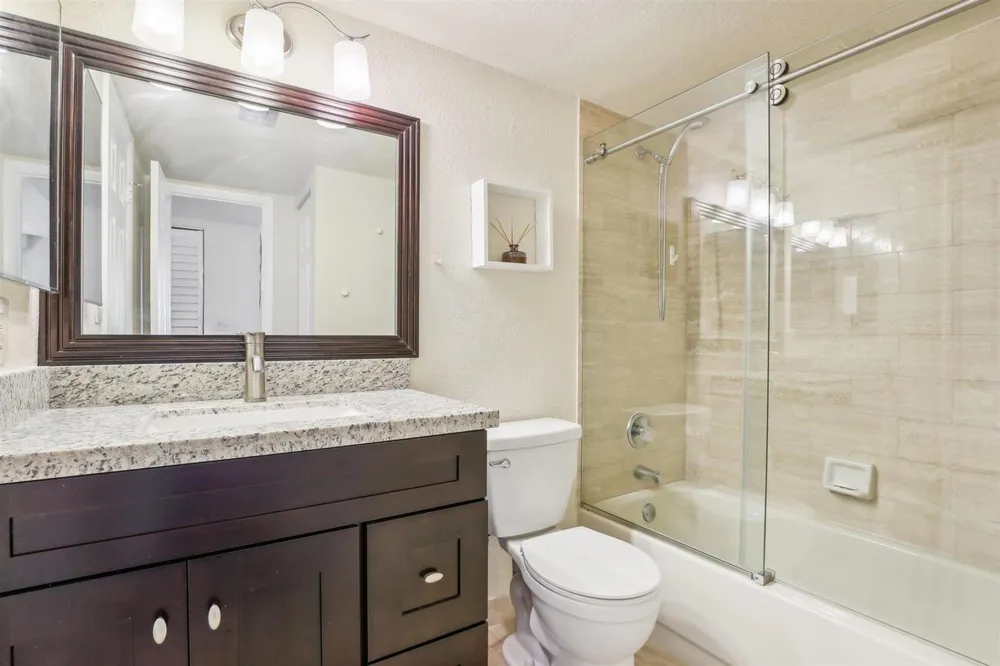 7153 PROMENADE DRIVE #202 Boca Raton, FL 33433