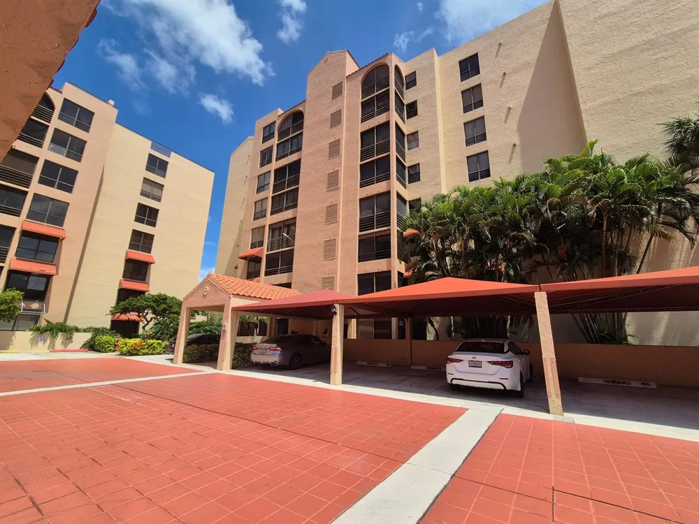 7153 PROMENADE DRIVE #202 Boca Raton, FL 33433