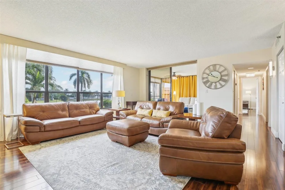 7153 PROMENADE DRIVE #202 Boca Raton, FL 33433