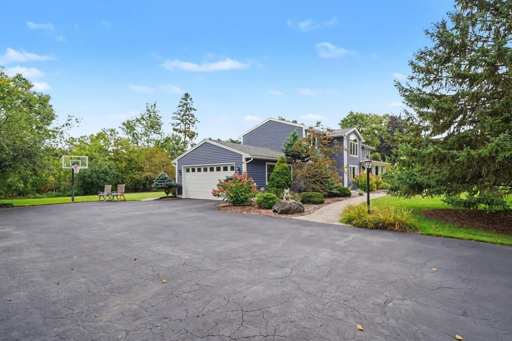 3131 SE Midland Drive SE Grand Rapids, MI 49506