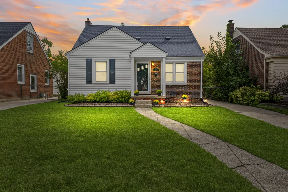 3106 Connecticut Avenue Royal Oak, MI 48073