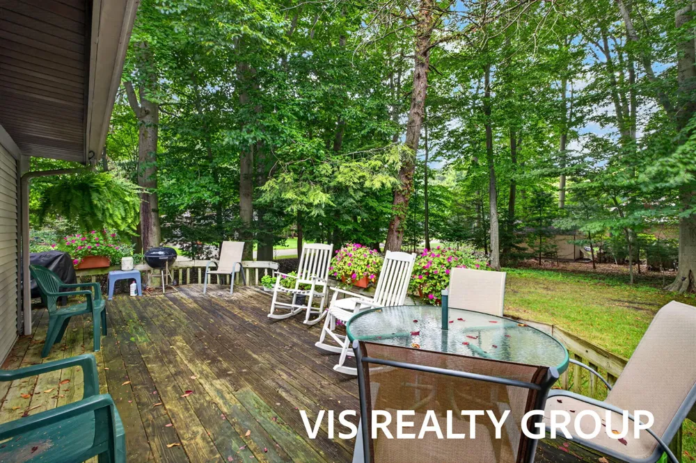 958 W Wellington Court Muskegon, MI 49441