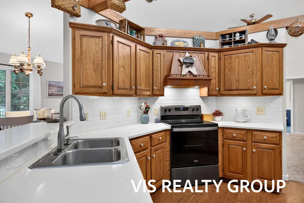 958 W Wellington Court Muskegon, MI 49441