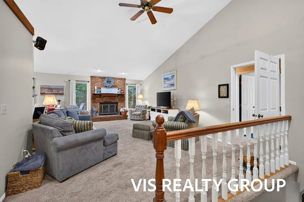 958 W Wellington Court Muskegon, MI 49441