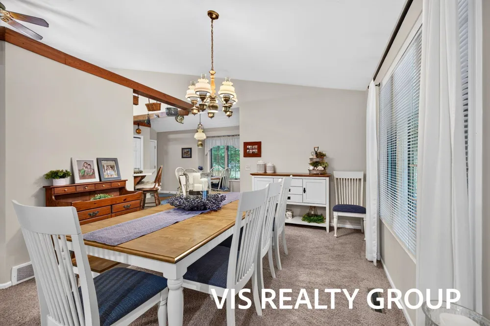 958 W Wellington Court Muskegon, MI 49441