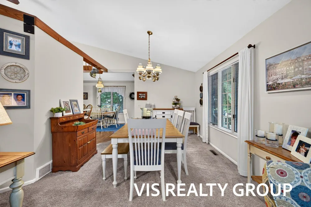958 W Wellington Court Muskegon, MI 49441