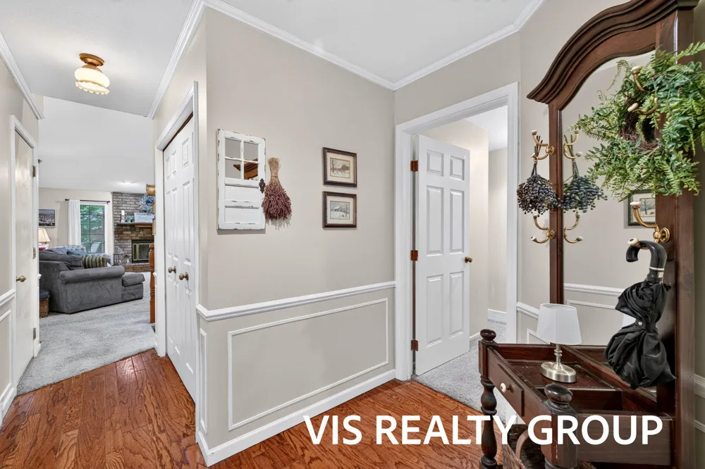 958 W Wellington Court Muskegon, MI 49441