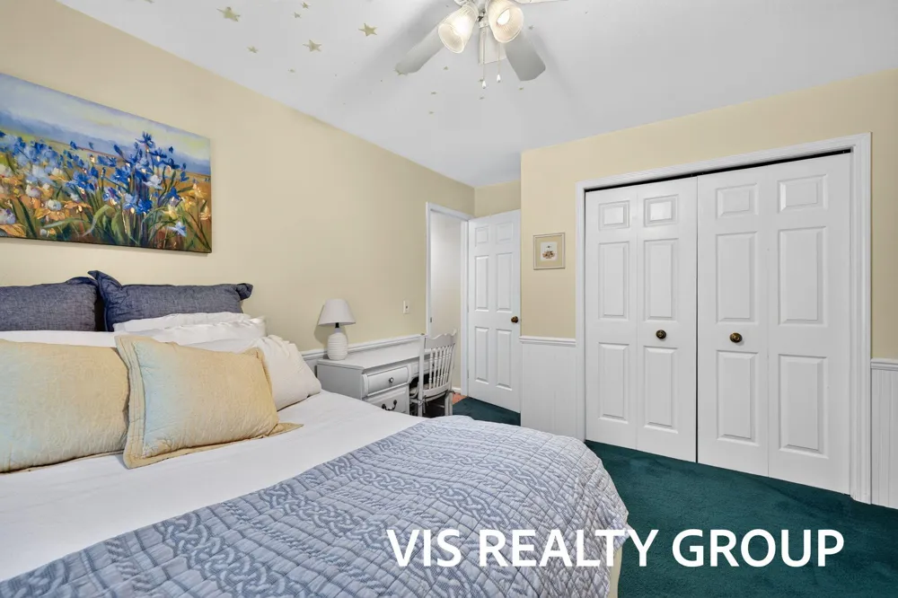 958 W Wellington Court Muskegon, MI 49441
