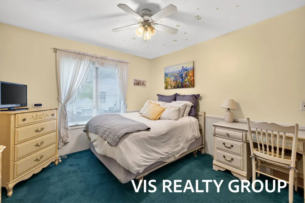 958 W Wellington Court Muskegon, MI 49441