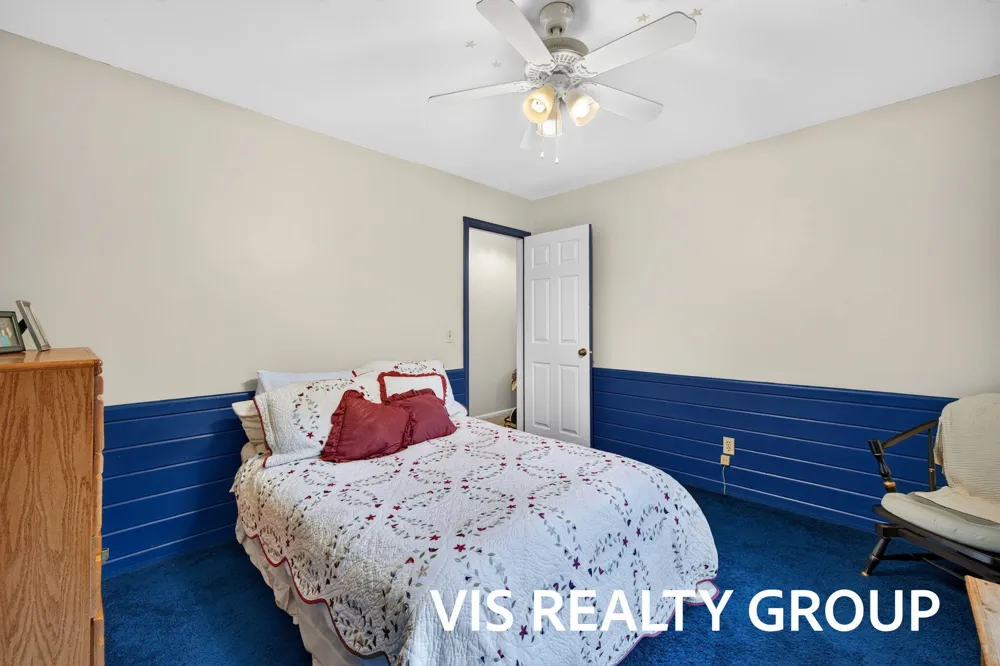 958 W Wellington Court Muskegon, MI 49441