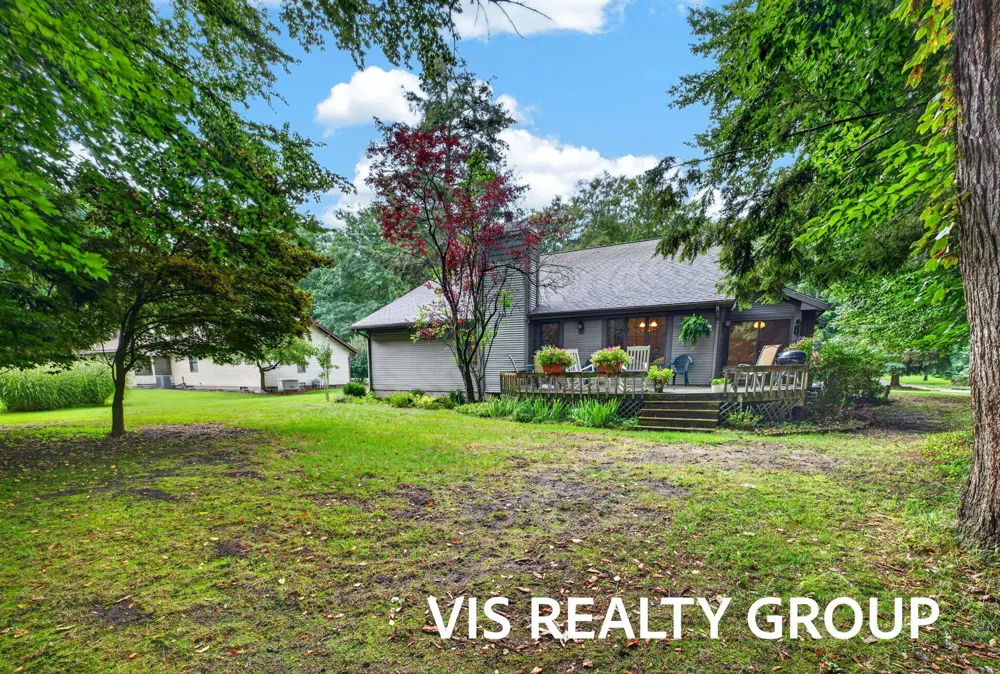 958 W Wellington Court Muskegon, MI 49441