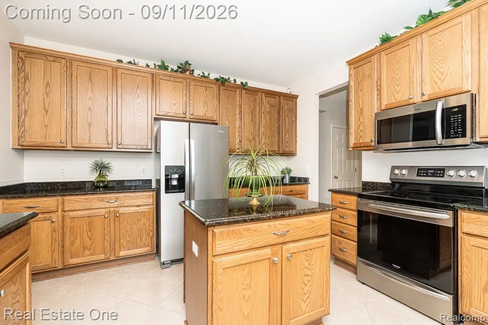3368 Galaxy Boulevard Sterling Heights City, MI 48314