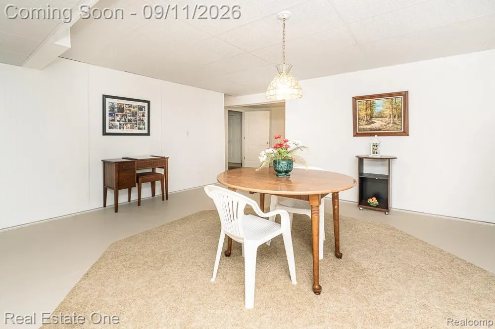 3368 Galaxy Boulevard Sterling Heights City, MI 48314