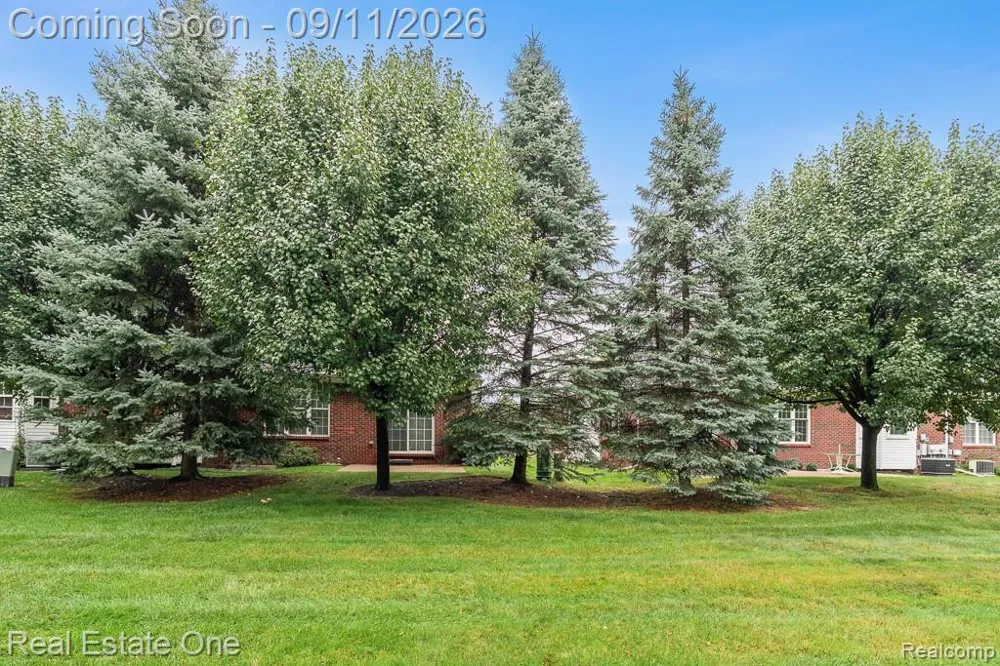 3368 Galaxy Boulevard Sterling Heights City, MI 48314