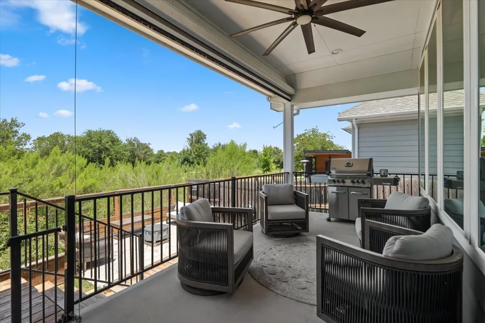 8116 Bestride Bend Austin, TX 78744