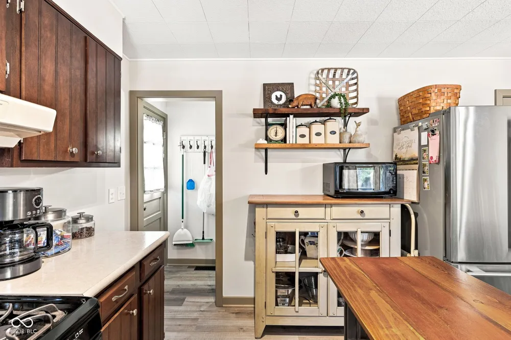 61 Cecil Avenue Indianapolis, IN 46219