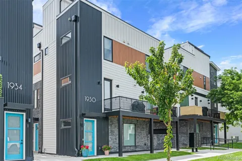 1930 Hooker Street #3