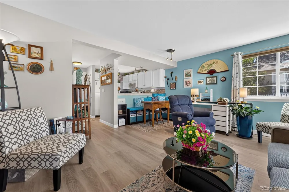 2227 Sunridge Circle #30 Broomfield, CO 80020