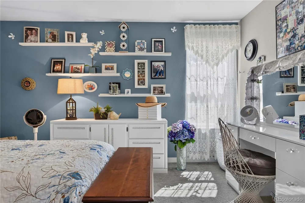 2227 Sunridge Circle #30 Broomfield, CO 80020