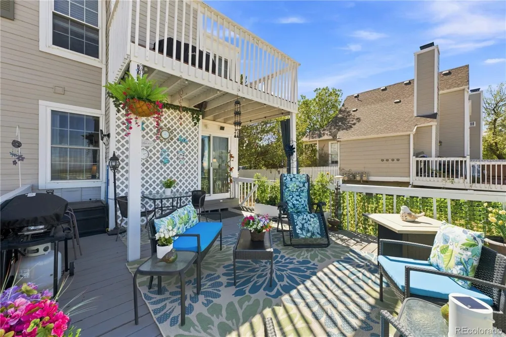 2227 Sunridge Circle #30 Broomfield, CO 80020