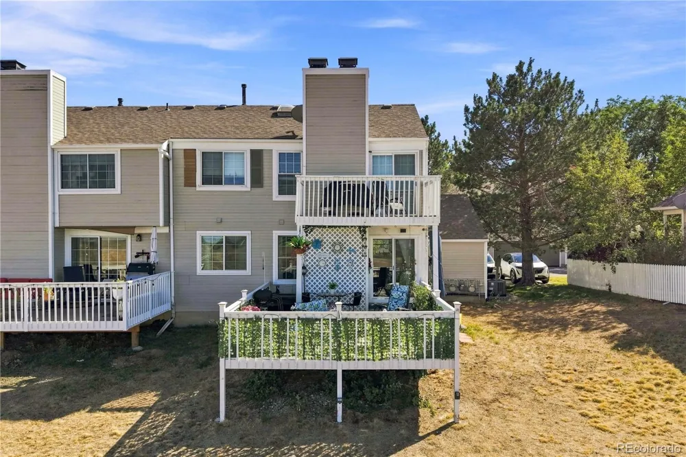 2227 Sunridge Circle #30 Broomfield, CO 80020