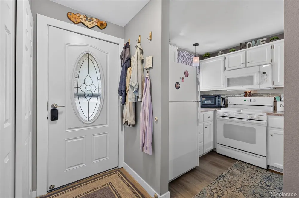 2227 Sunridge Circle #30 Broomfield, CO 80020