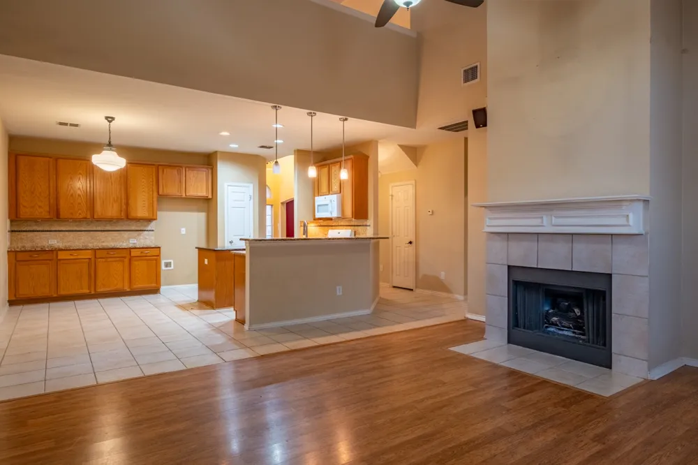 1619 Mallard Drive Corinth, TX 76210