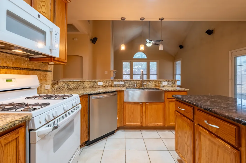 1619 Mallard Drive Corinth, TX 76210