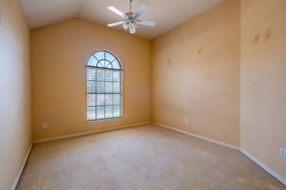 1619 Mallard Drive Corinth, TX 76210