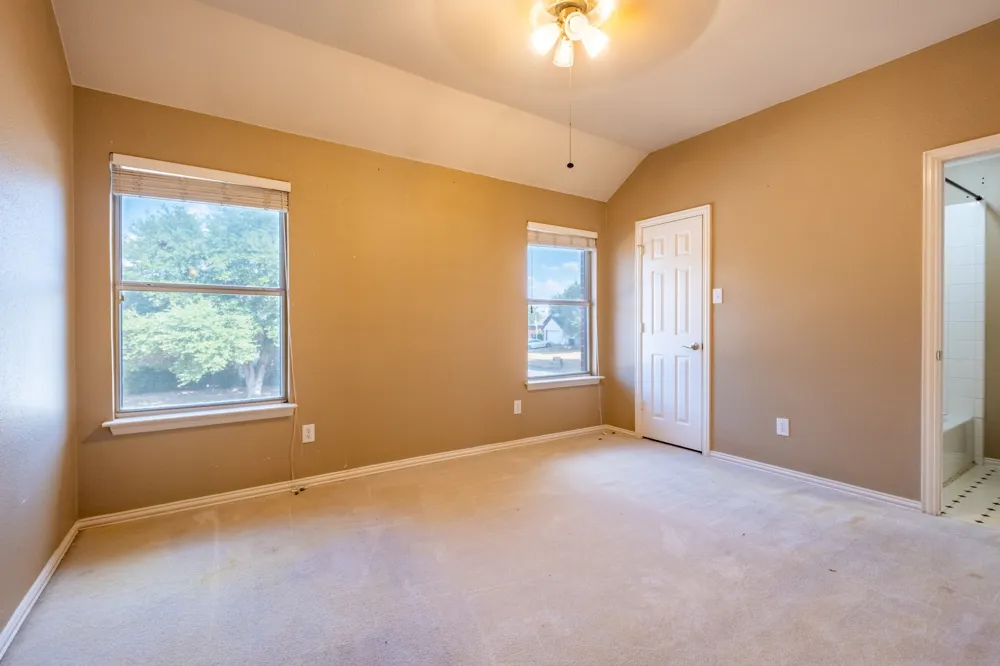 1619 Mallard Drive Corinth, TX 76210