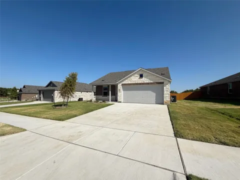 401 McNelly Lane