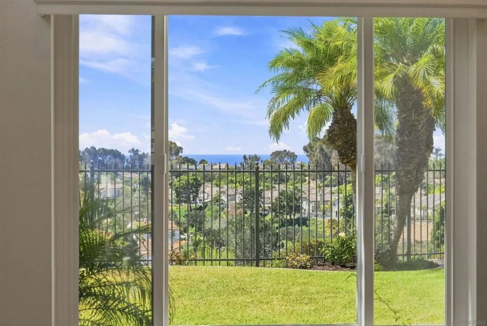 6617 Remsen Ct Carlsbad, CA 92011