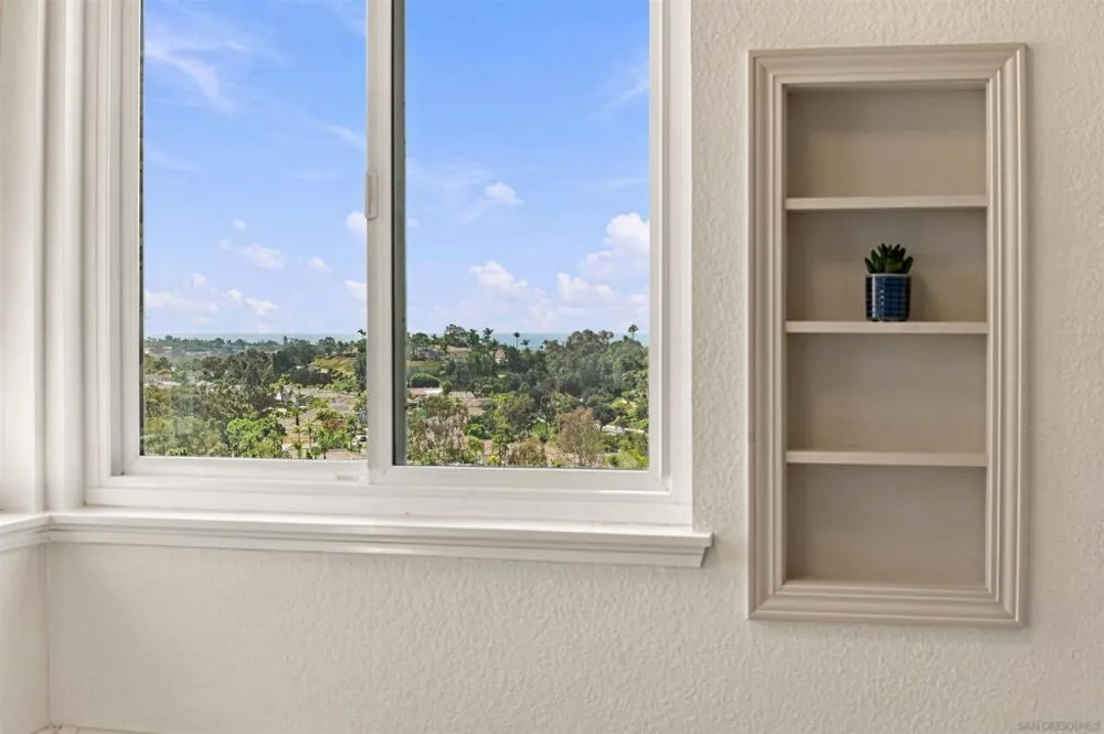6617 Remsen Ct Carlsbad, CA 92011