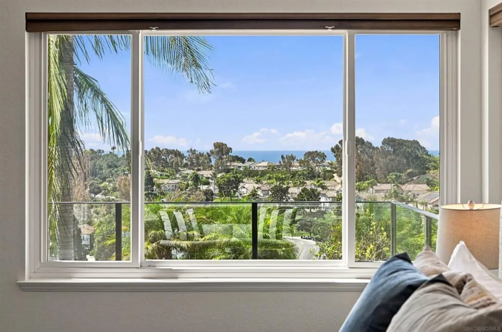 6617 Remsen Ct Carlsbad, CA 92011