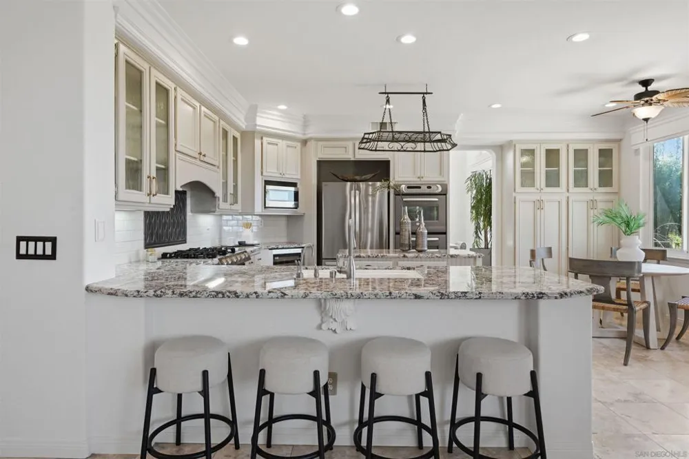 6617 Remsen Ct Carlsbad, CA 92011