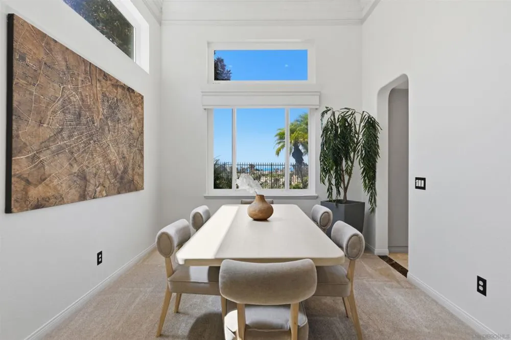 6617 Remsen Ct Carlsbad, CA 92011