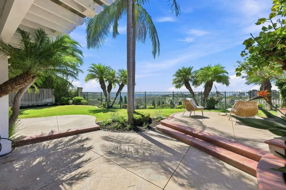 6617 Remsen Ct Carlsbad, CA 92011