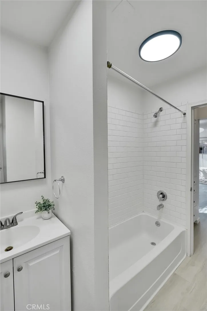 1120 Vista Street West Hollywood, CA 90046