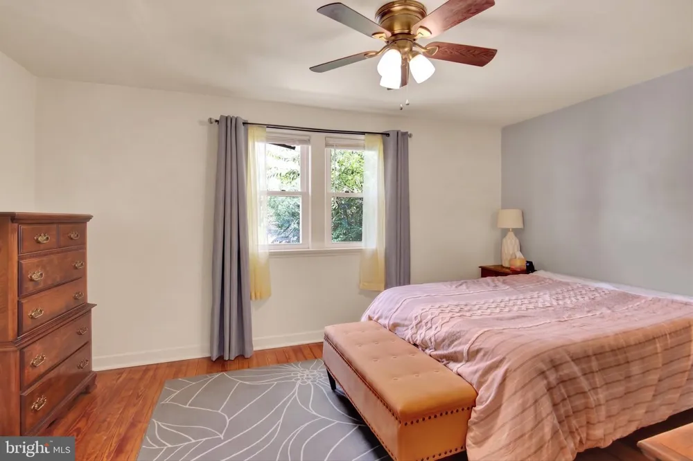 512 FAIRVIEW AVENUE Lancaster, PA 17603