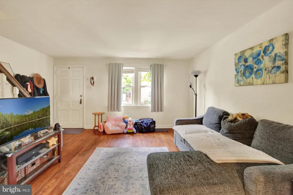 512 FAIRVIEW AVENUE Lancaster, PA 17603