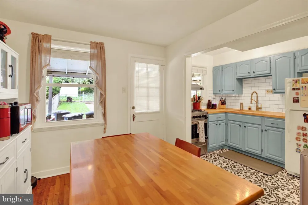 512 FAIRVIEW AVENUE Lancaster, PA 17603