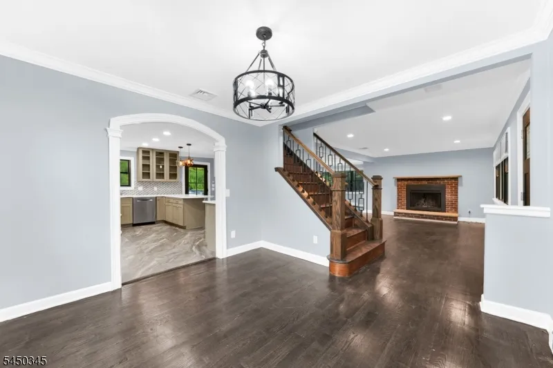 17 Rockaway Valley Rd Montville, NJ 07005