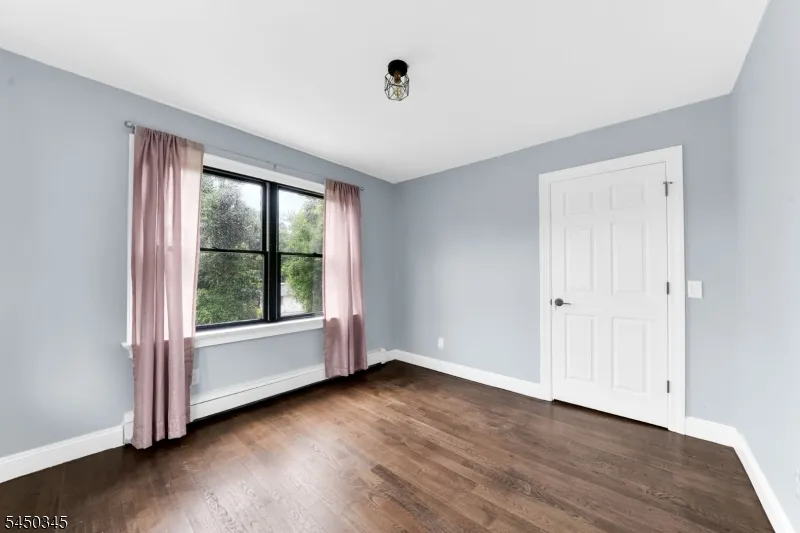 17 Rockaway Valley Rd Montville, NJ 07005