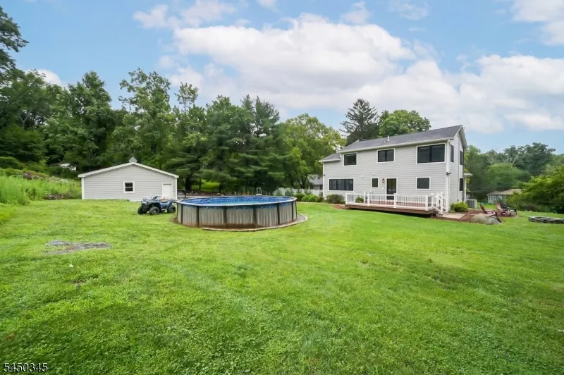 17 Rockaway Valley Rd Montville, NJ 07005