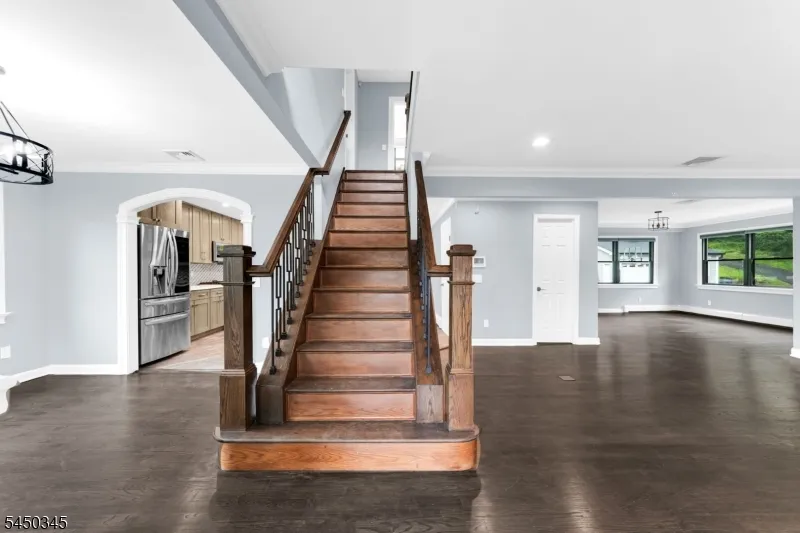 17 Rockaway Valley Rd Montville, NJ 07005