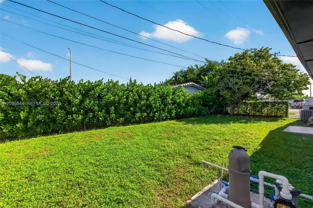 3210 SW 94th Ct Miami, FL 33165