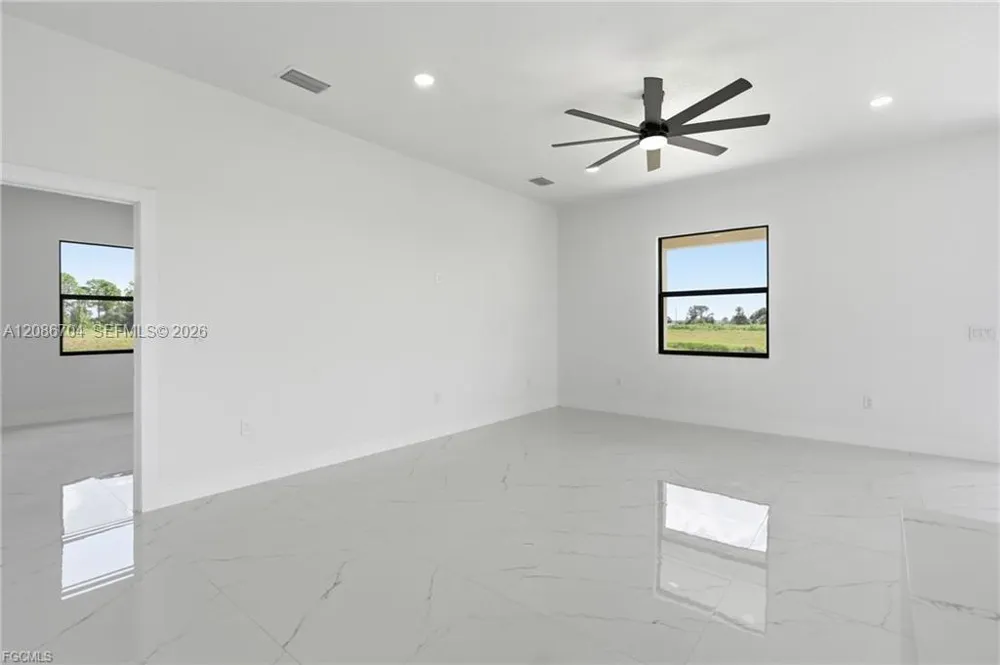 9014 Lawn CT La Belle, FL 33935